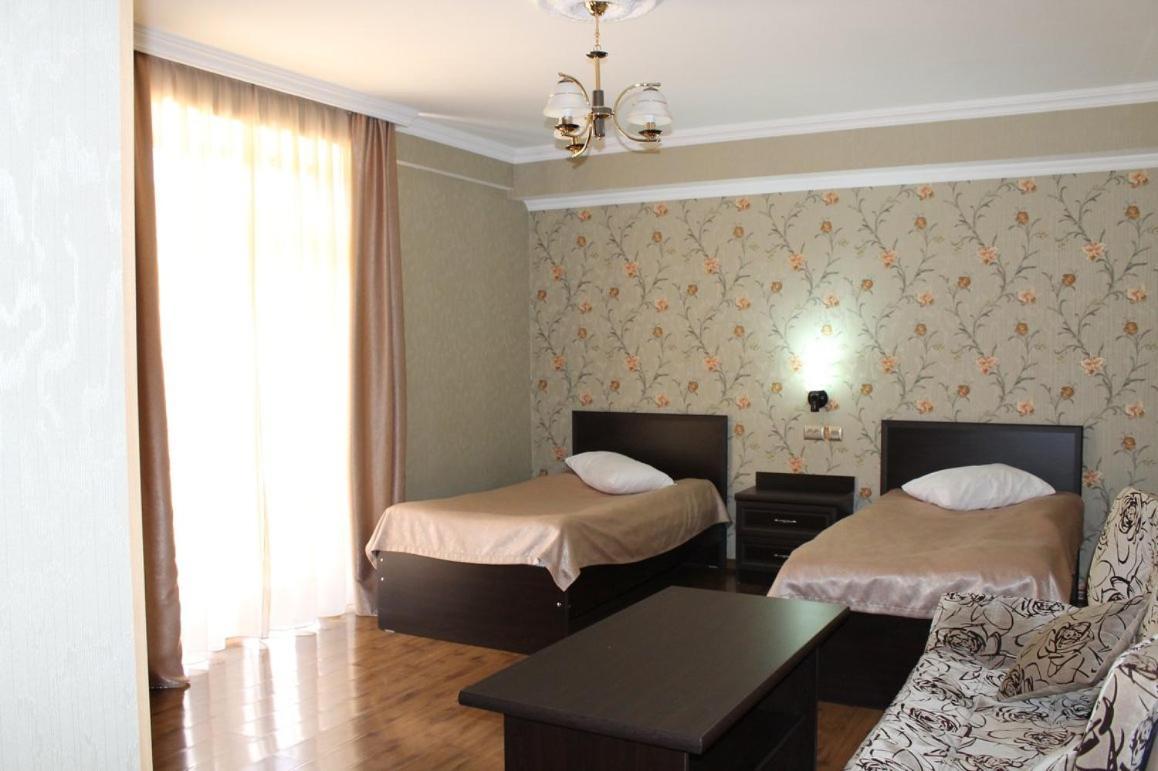 Hotel Grand Palace Ахалцихе Екстериор снимка
