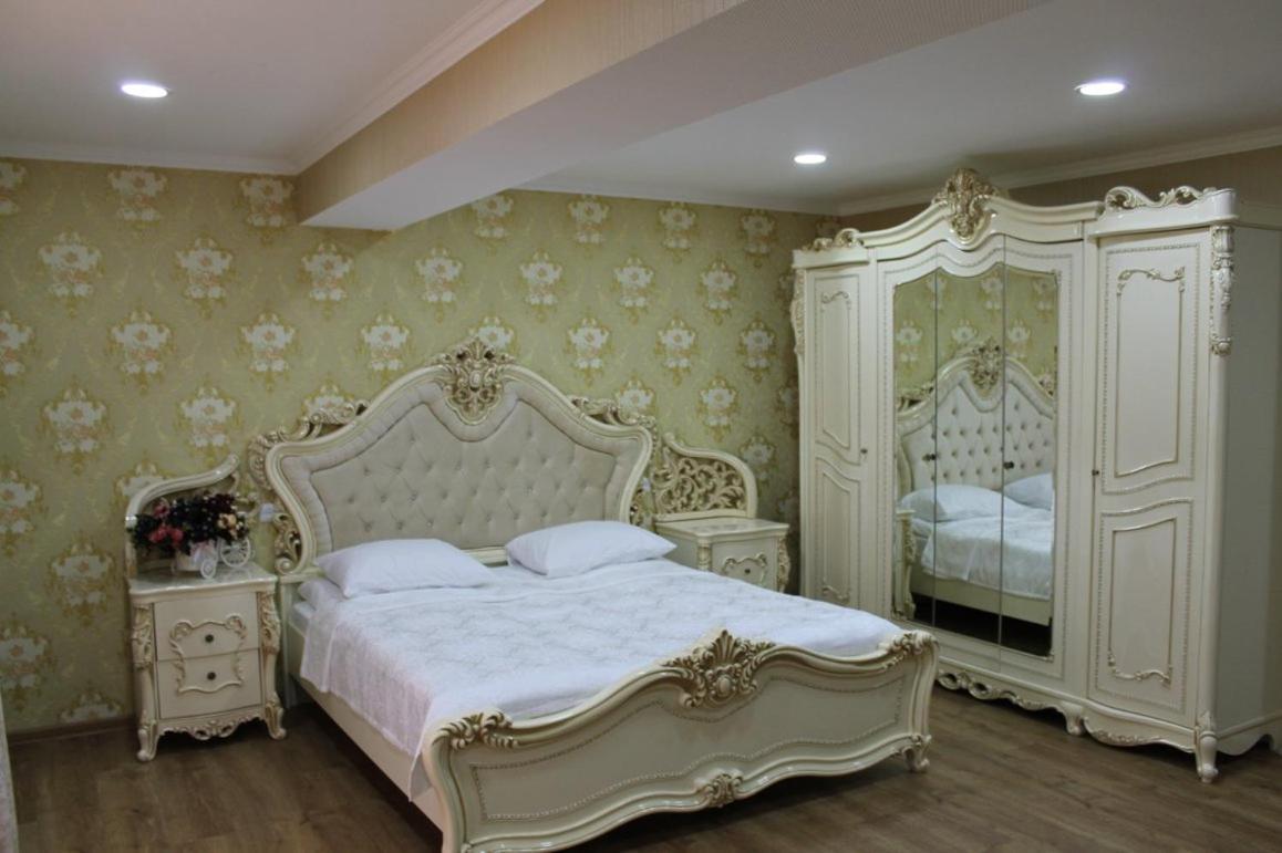 Hotel Grand Palace Ахалцихе Екстериор снимка